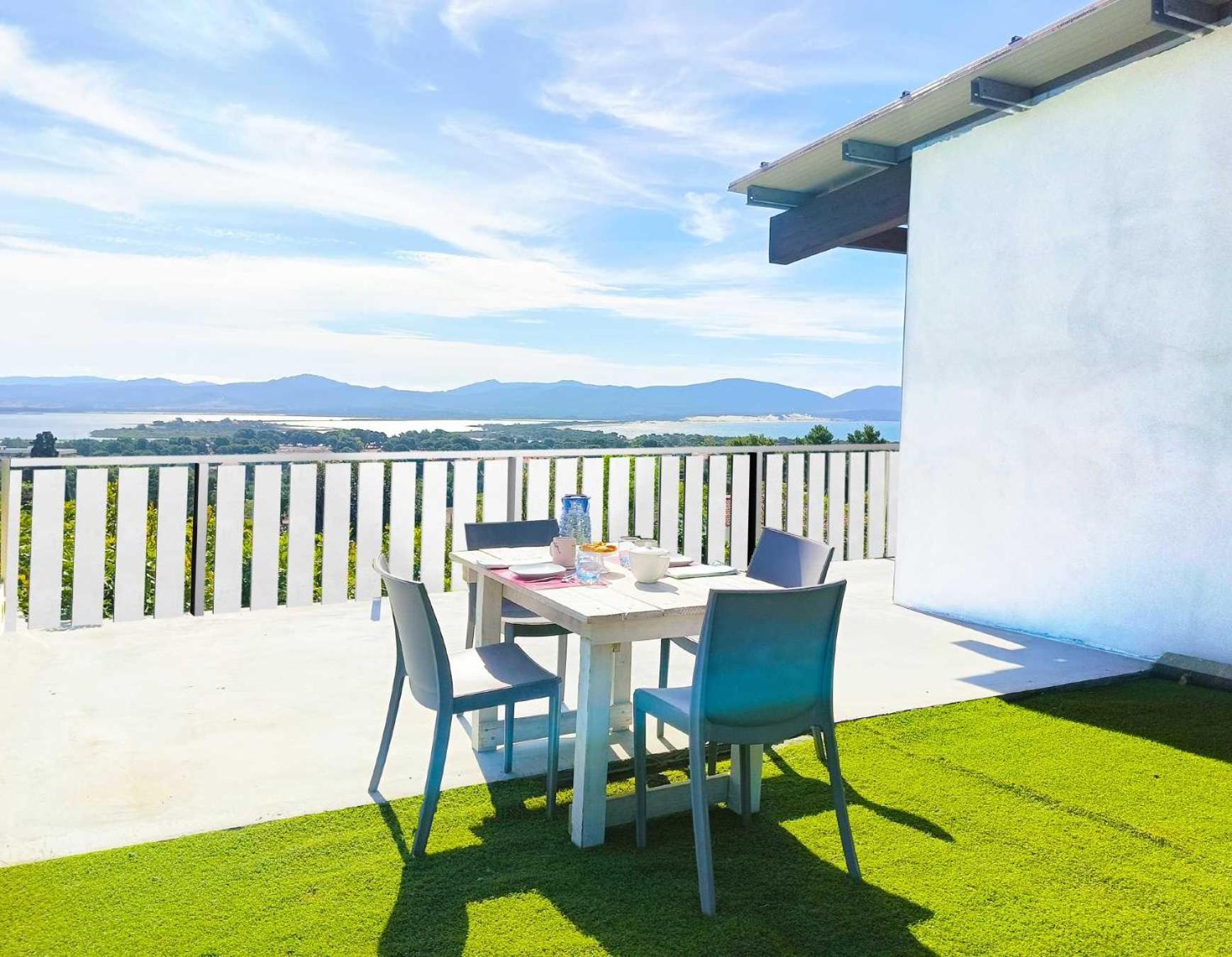 Panohome Porto Pino Exterior foto